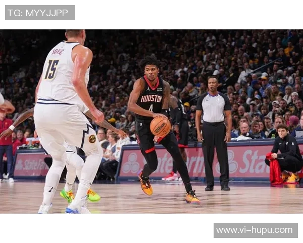 亏到姥姥家！火箭剩0.2秒进攻时间掘金发球前犯规&送火箭1+1