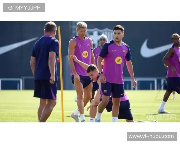 塞尔电台:弗里克在今天的训练中让巴尔德踢左边锋,令人期待的战术革新 塞尔电台:弗里克在今天的训练中让巴尔德踢左边锋,令人期待的战术革新