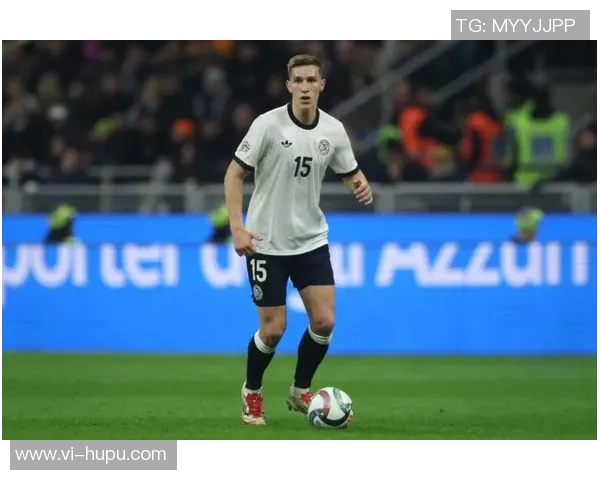 德天空:拜仁关注施洛特贝克,他并非红军目标&去皇马可能性小 德天空:拜仁关注施洛特贝克,他并非红军目标&去皇马可能性小